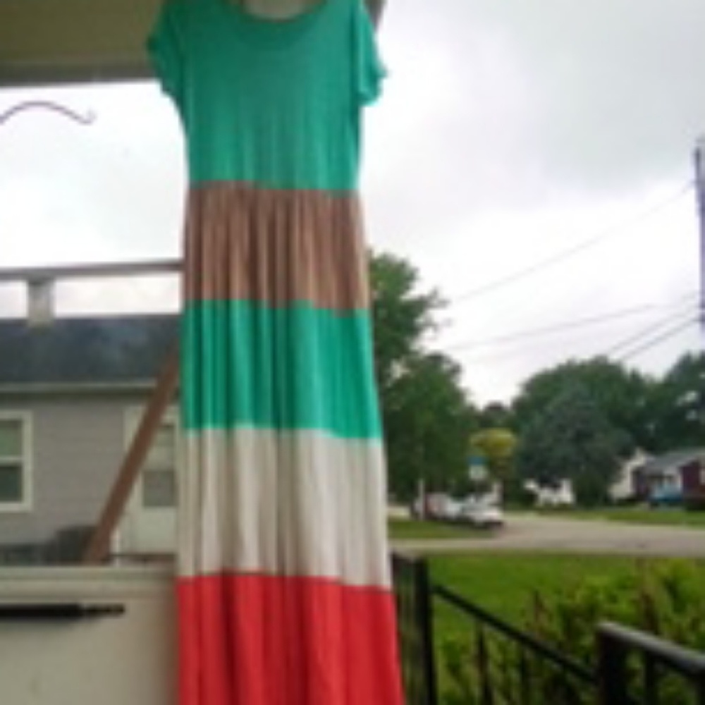 Maxi dress